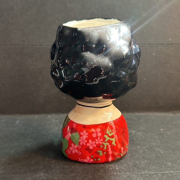 Frida Kahlo Head Pot Planter Vase 6" - Picture 3 of 6